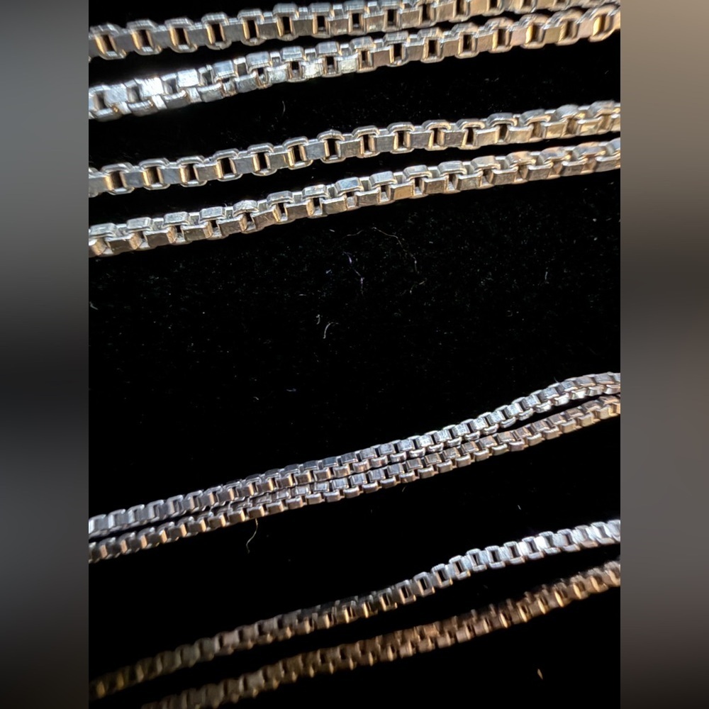 Two Elegant 925 Sterling Silver Box Chain Necklace - Picture 5 of 15